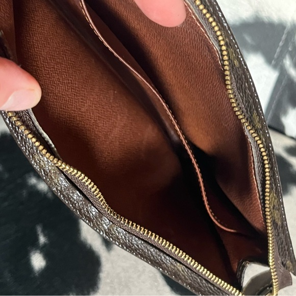 Louis Vuitton Brown Monogram Zip Pouch Clutch - Picture 7 of 16